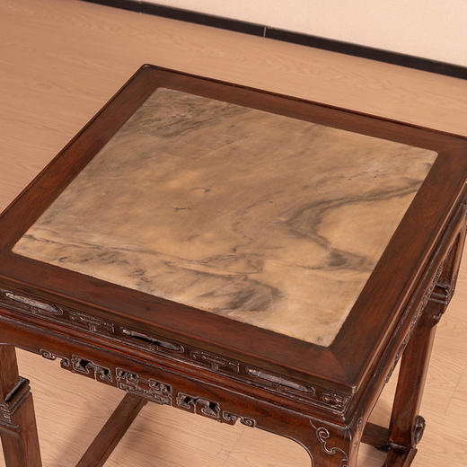 清 红木镶云石透雕拐子纹带托泥方桌 商品图2