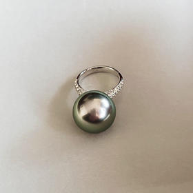 CLASSIC系列 18K镶钻石和大溪地珍珠 戒指