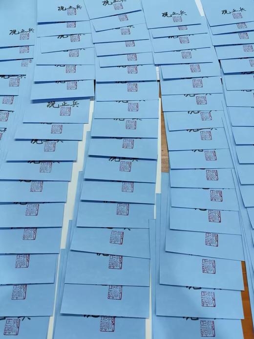 【作者亲签钤印版】低头思故乡 商品图3