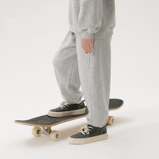 马克珍妮男女童百搭运动裤 儿童宽松束脚裤2025年春装新款250268 商品图3