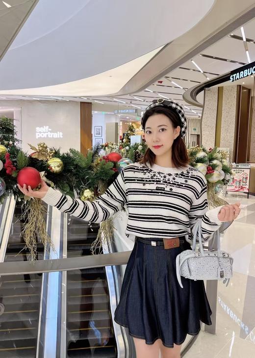 JR2025春季新款黑白条针织衫 R104002C 商品图4