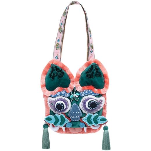 【1.21-2.6停发】芽小七原创手作国潮系列虎头情侣斜挎包手工放手机包包龙年醒狮帽 商品图4