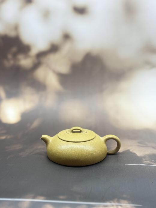 吴勇军|黄金段泥扁玉壶紫砂壶 约140ml 商品图0