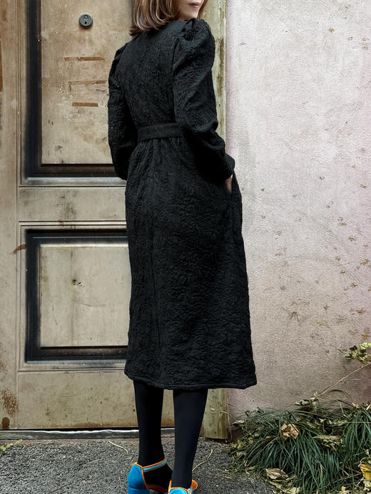 TYNVIE 提花泡泡袖中长连衣裙 - 黑色 商品图2