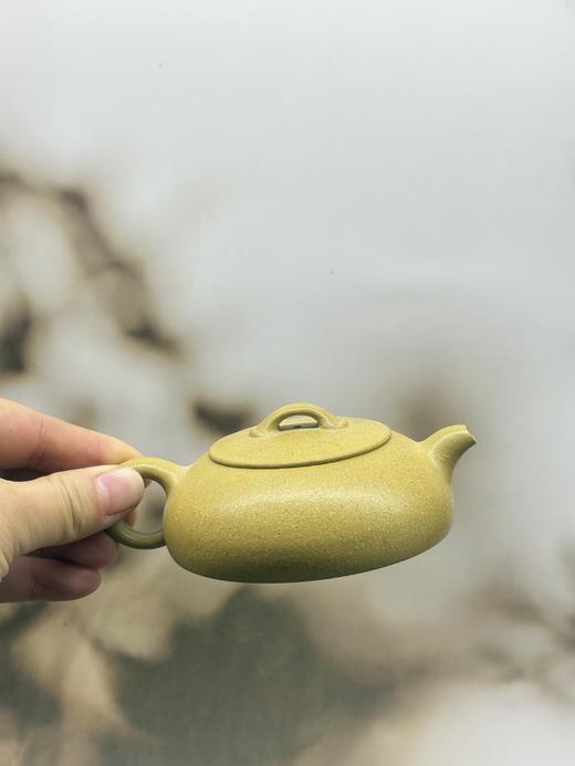 吴勇军|黄金段泥扁玉壶紫砂壶 约140ml 商品图1