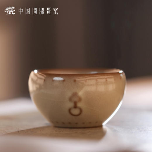 问鼎哥窑传世款大战鼓杯 商品图1