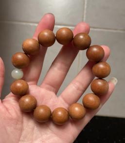 JS（小白）芭比檀木手链（配和田） 商品图0