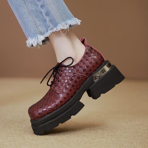 【预售5天】厚底酒红编织乐福鞋，英伦小皮鞋复古方头女单鞋子ZMXY&ZM5128-1 商品图3
