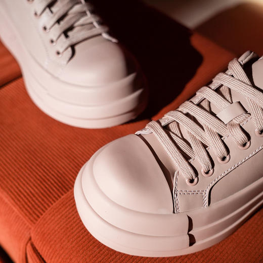 豪麟名鞋奥莱迪嘉女鞋时尚休闲鞋牛皮革DJHJA51WX020粉色  原价1960元 商品图3