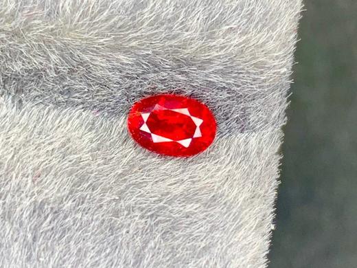 0.72ct刻面红宝石裸石 商品图2