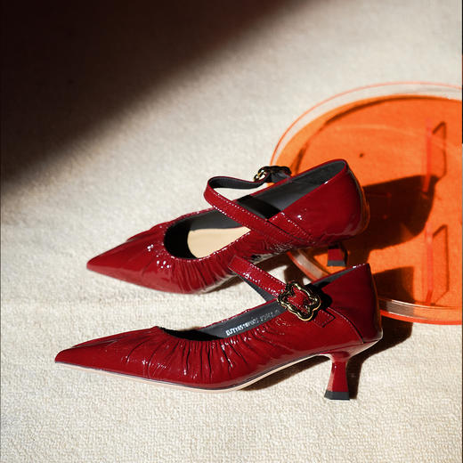 豪麟名鞋奥莱迪嘉女鞋玛丽珍鞋牛移膜革DJYYA51WP005酒红色  原价1660元 商品图3