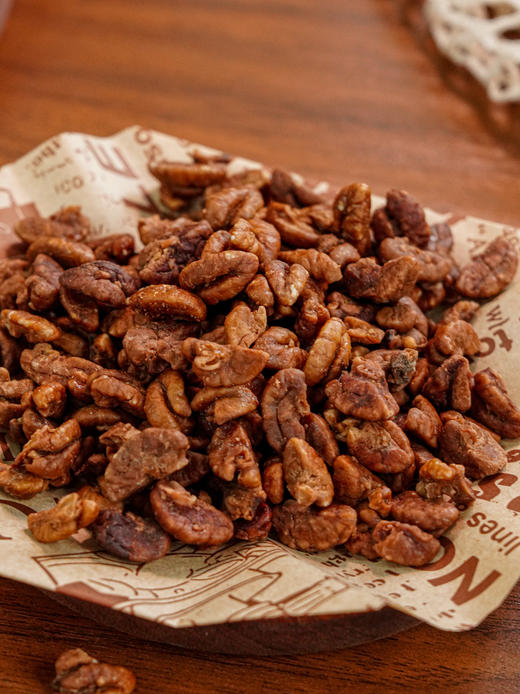 【山核桃仁大罐】精选优质大颗果仁，剔除坏果，低糖少盐，口感酥脆，195g/罐（净重） 商品图9