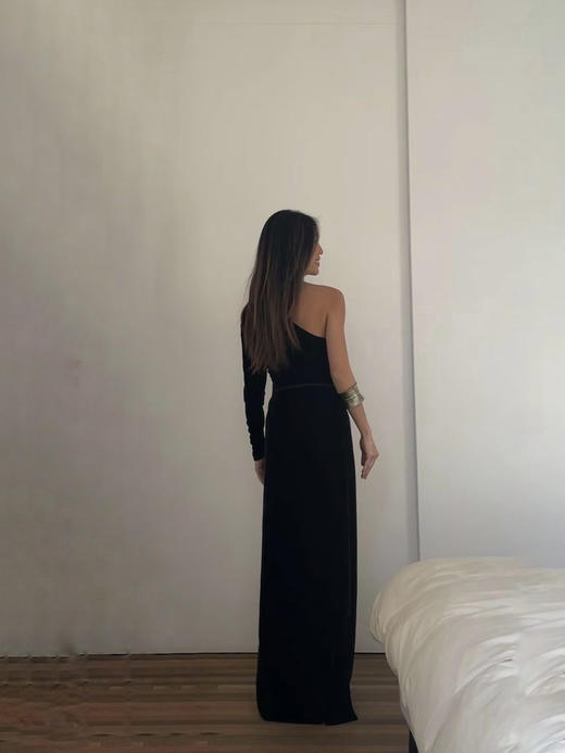 CG｜Diana velvet dress [ 斜肩丝绒连衣裙 ] 商品图2