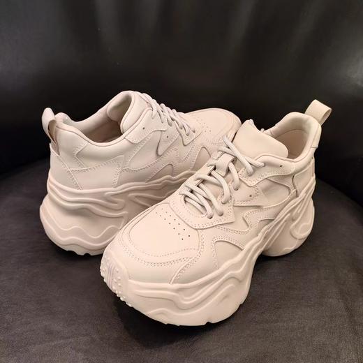 LFGJ凌介女鞋  17912  时尚百搭厚底老爹鞋 商品图2