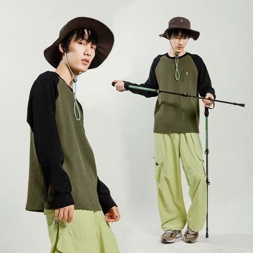 【出游季特惠】ACMEITEM爱棵米 户外亲子宽松华夫格长袖T恤拼色插肩袖上衣男女款GAG3340849A/GAG3340870A 商品图1