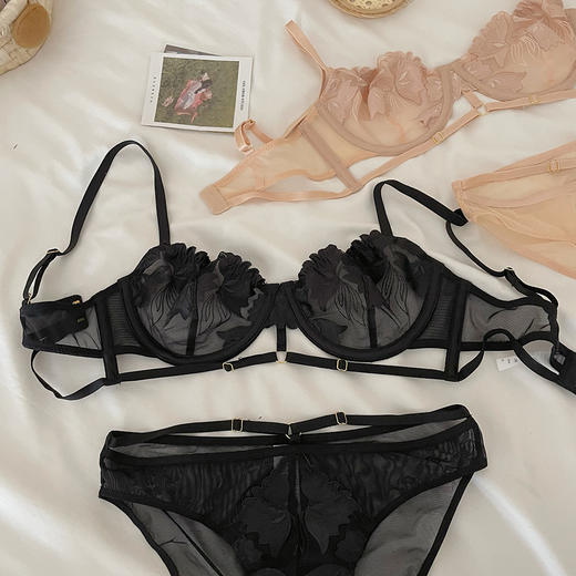 内衣女薄款夏季大胸显小胸蕾丝半杯超薄款文胸罩聚拢性感刺绣套装2025新款小红书爆款 商品图4