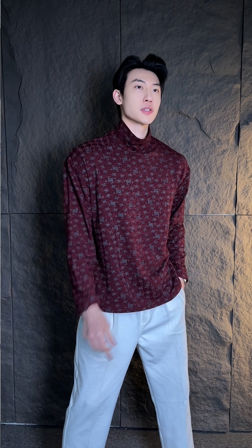 秋冬新款男士半高领满印碎花设计韩版日常休闲长袖百搭时尚卫衣