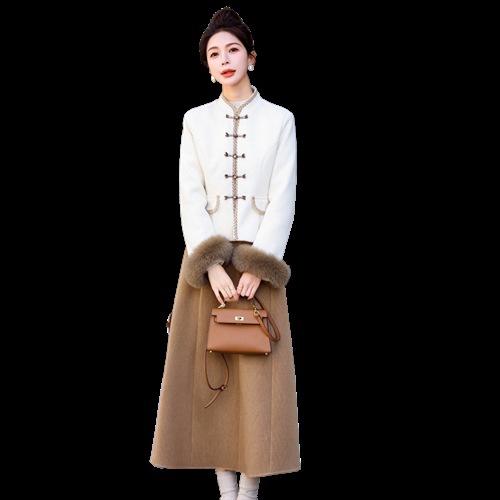 MDLMJY8828 新中式国风羽绒服套装女冬新款毛呢时尚狐狸毛白鸭绒两件套 商品图4