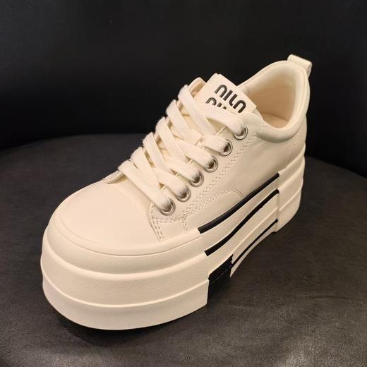 LFGJ凌介女鞋  17905  时尚百搭休闲鞋 商品图3