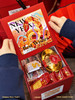 【现货】金蛇献瑞·蛇年限定常温点心礼盒 （赠随机款式新年红包两个） 商品缩略图3