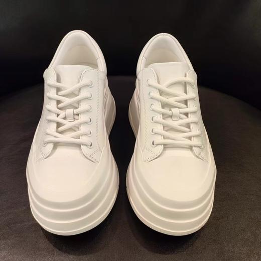 LFGJ凌介女鞋  17906  时尚百搭厚底小白鞋 商品图1