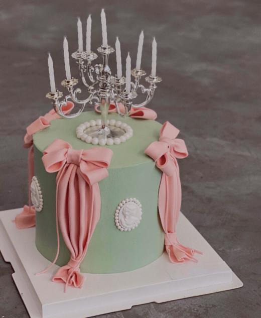复古粉绿撞色烛台蛋糕 商品图0