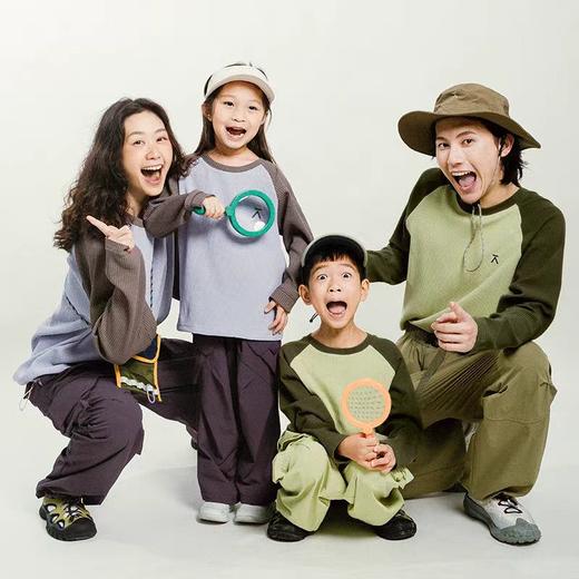 【出游季特惠】ACMEITEM爱棵米 户外亲子宽松华夫格长袖T恤拼色插肩袖上衣男女款GAG3340849A/GAG3340870A 商品图3