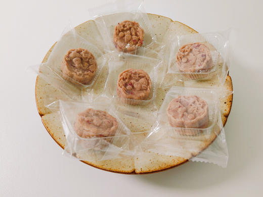 芋玫糕 芋头玫瑰糕 芋头脑袋的爱 芋头粉+玫瑰花 手工制作 200克(10枚) 商品图2