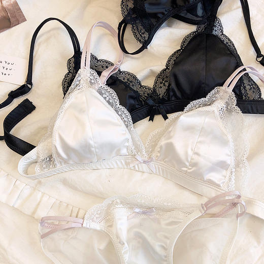法式少女内衣女小胸薄款性感蕾丝无钢圈三角杯显小上托文胸套装夏2025新款小红书爆款 商品图2