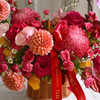 《万事兴隆》蝴蝶兰牡丹菊弗洛伊德奶油桃子新年手提花篮 商品缩略图4