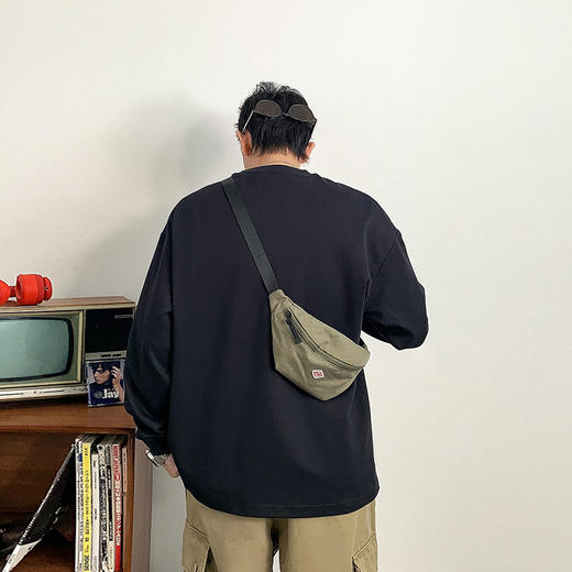 徐太浪简约百搭纯色长袖T恤男春秋新款大码男装宽松内搭打底上衣 商品图3