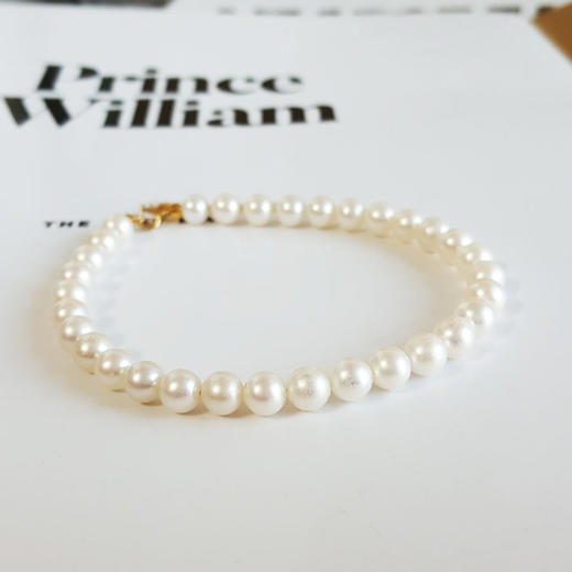 【天然正品】AU750黄金镶天然约5.8MM白色珍珠手链020125NJM12 现售价：980特价 商品图4