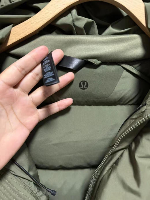 天猫2580，纯正品，鹅绒，正品lululemon羽绒服
Wunder puff细节，感受身体被柔软线条包裹,只有XL XXL
断码清货特价 商品图6