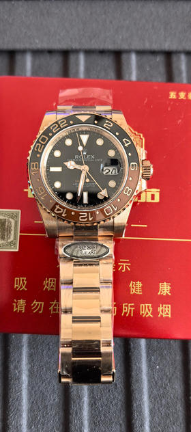 clean厂出品➕必属精品❗️❗️c厂格林尼治126711沙士圈 🔥🔥🔥沙士/黑棕圈特点简介本次沙士圈为黑/棕色对应拼接，沿承可乐/国米圈加工工艺，两色相交之处，搭配正品一致的机芯完美融合❕❕❕