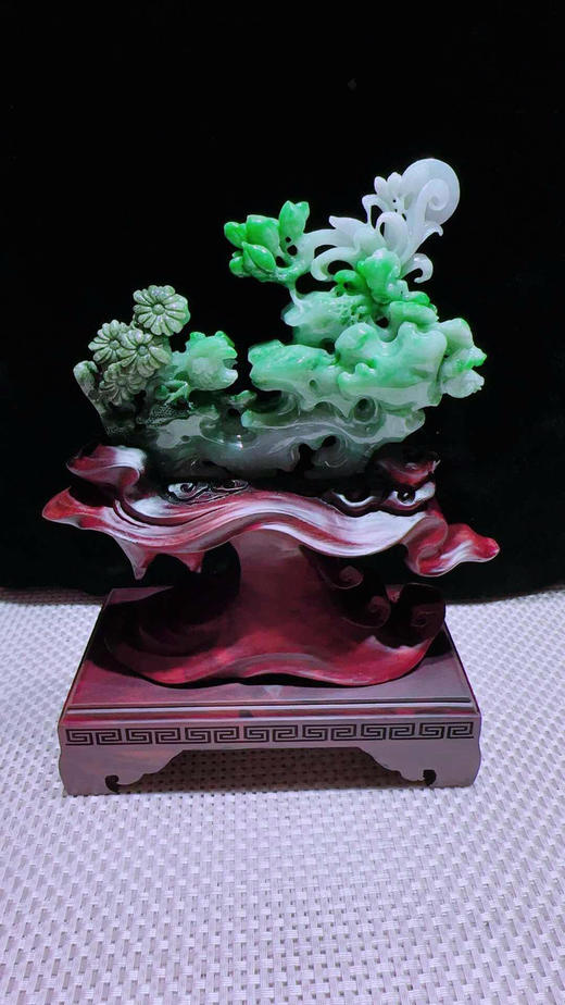 620812翡翠摆件【一枝独秀 君子兰花】 商品图3