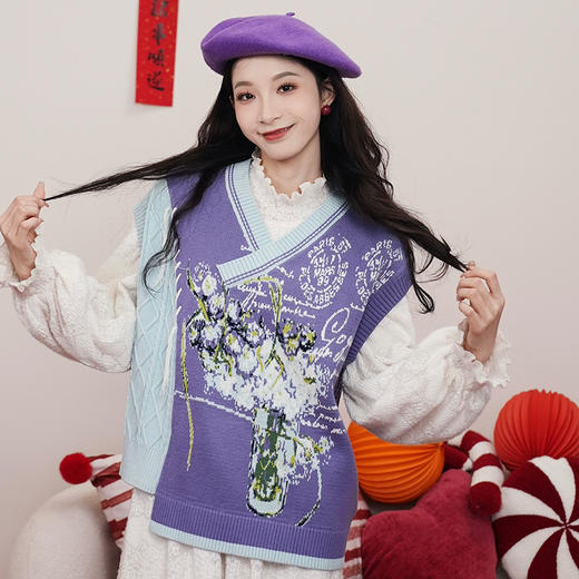 两三事梵高文艺紫藤印象2025春新款花卉图案拼色不对称下摆针织衫 商品图1