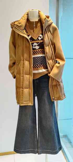 488522时尚款拼双面呢中长款羽绒服