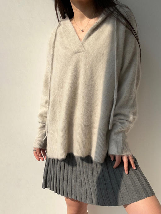 CINNAMON｜54910040 连帽云朵毛衫  [ 绒玉灰 ] 商品图0