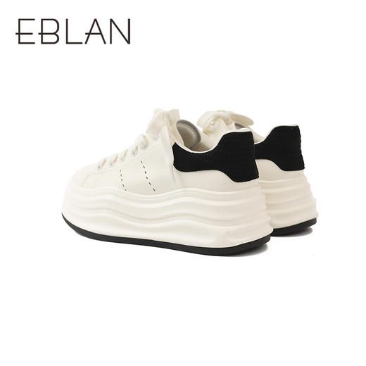 伊伴春季潮流新款女时尚休闲鞋B25167701 商品图3