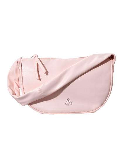 6950521005241 三熹玉3CE 粉色腋下包 商品图1