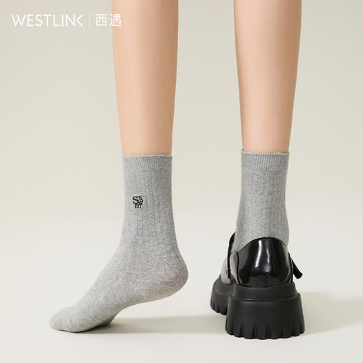 西遇增高厚底乐福鞋女新款一脚蹬黑色勃肯鞋英伦小皮鞋V0356295 商品图3