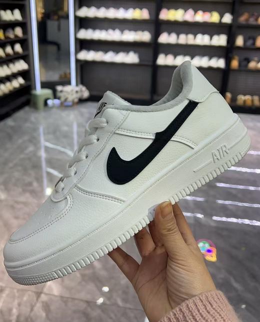 【HF】无忧购“清仓福利”男士百搭基础黑白拼色低帮休闲板鞋E60-1（截单后3-5天发货) 商品图2