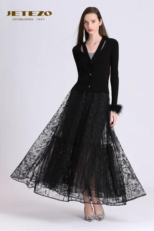 裘堤婼JETEZO精致羽毛袖V领针织BD15255A1 商品图2