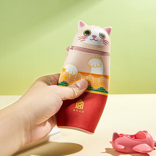 宫猫出游硅胶笔筒 萌物笔筒 吉祥小猫纪念品礼物 商品图1