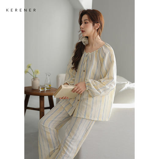 可人儿原创设计新款泡泡绵女士睡衣春秋长袖时尚可外出家居服套装 商品图1