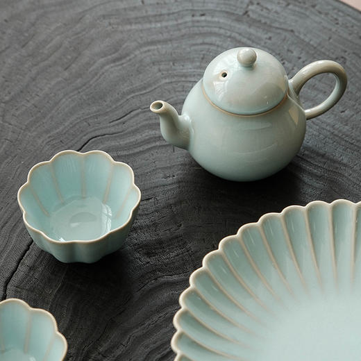 汝瓷 玛瑙天青釉  开片茶具花朝月夕套组  雅致 商品图2