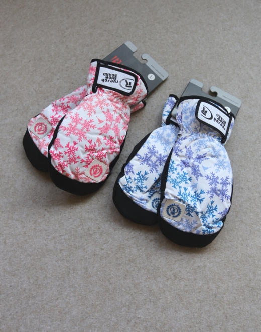 简单粗暴的 哈！男女 Rruesch 户外类 冬日雪花 加绒的 手套 2色入 商品图0