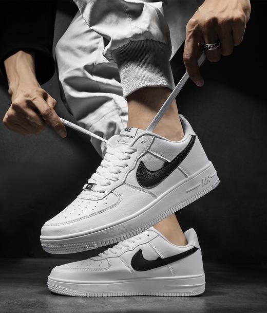 【HF】无忧购“清仓福利”男士百搭基础黑白拼色低帮休闲板鞋E60-1（截单后3-5天发货) 商品图1