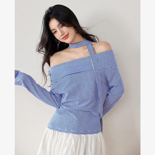 西遇条纹一字肩上衣女新款小个子设计感短款长袖T恤SS150022 商品图0