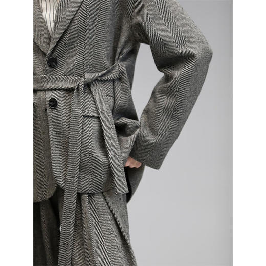 【有赞】COCOBELLA提花人字纹老钱风轻商务西装早春休闲通勤外套SI0010-2 商品图2